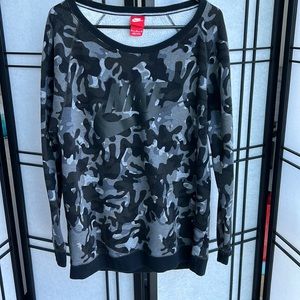 Nike Camo Sweatshirt
